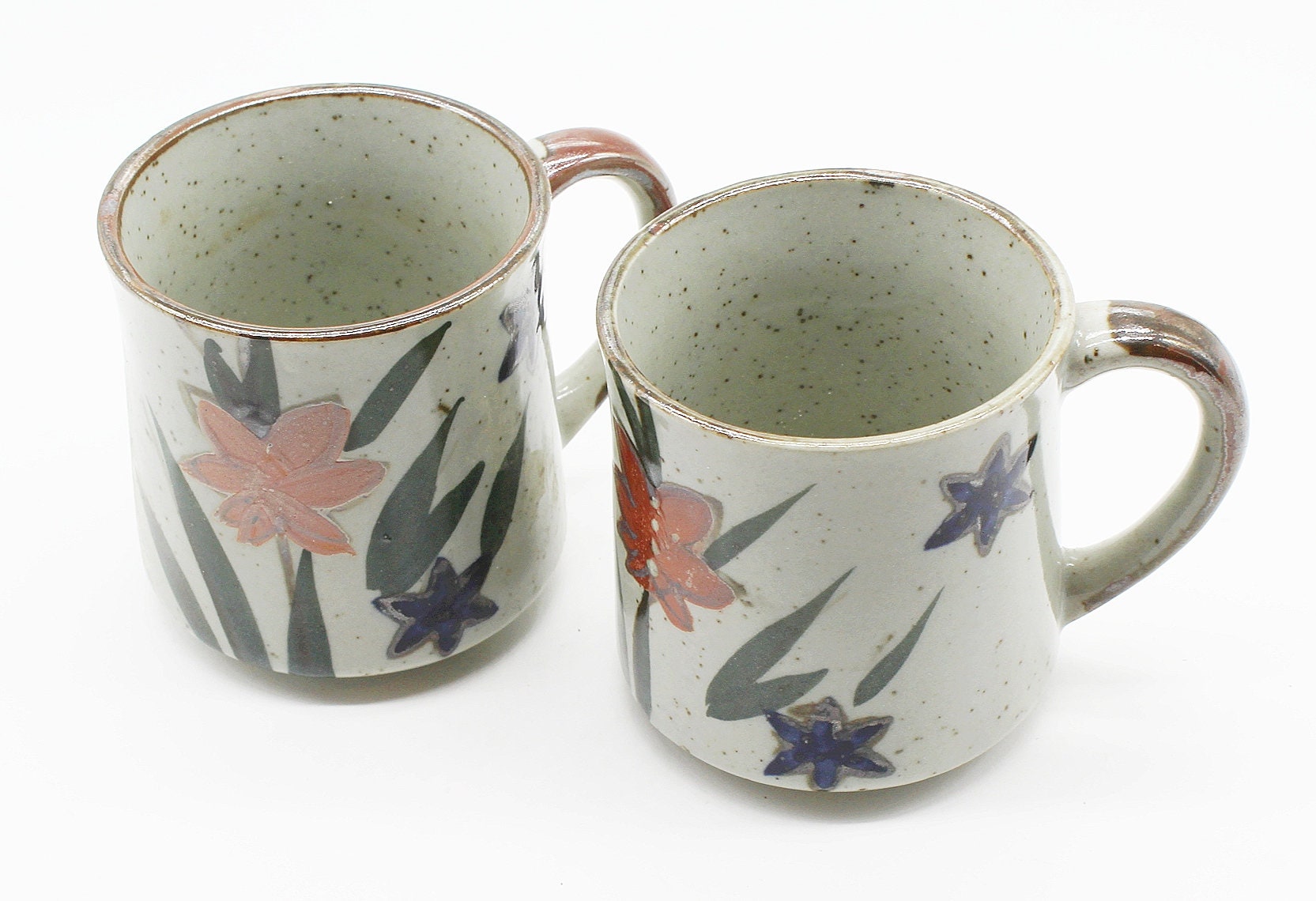 2 Mugs en Grès Vintage