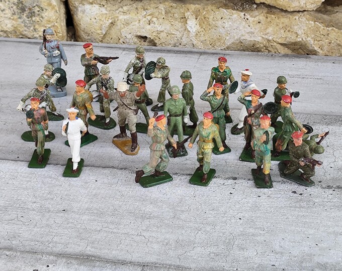 9 Soldats Miniatures Starlux 2ème Guerre Mondiale, 3 Cm, Vintage France