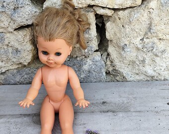 ANCIENNE POUPÉE BELLA grosses cuisses EUR 25,00 - FR