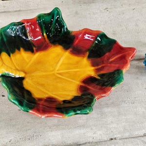 Old Vallauris ceramic pocket emptier in leaf shape