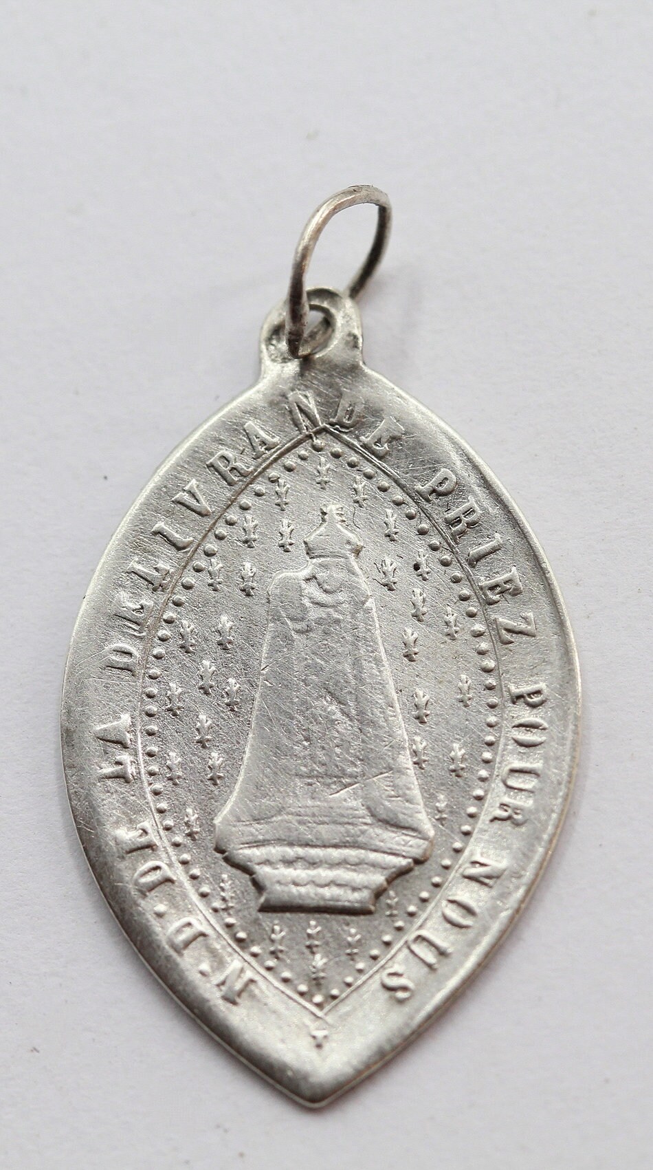 Rare Médaille Notre Dame de La Delivrande en Argent