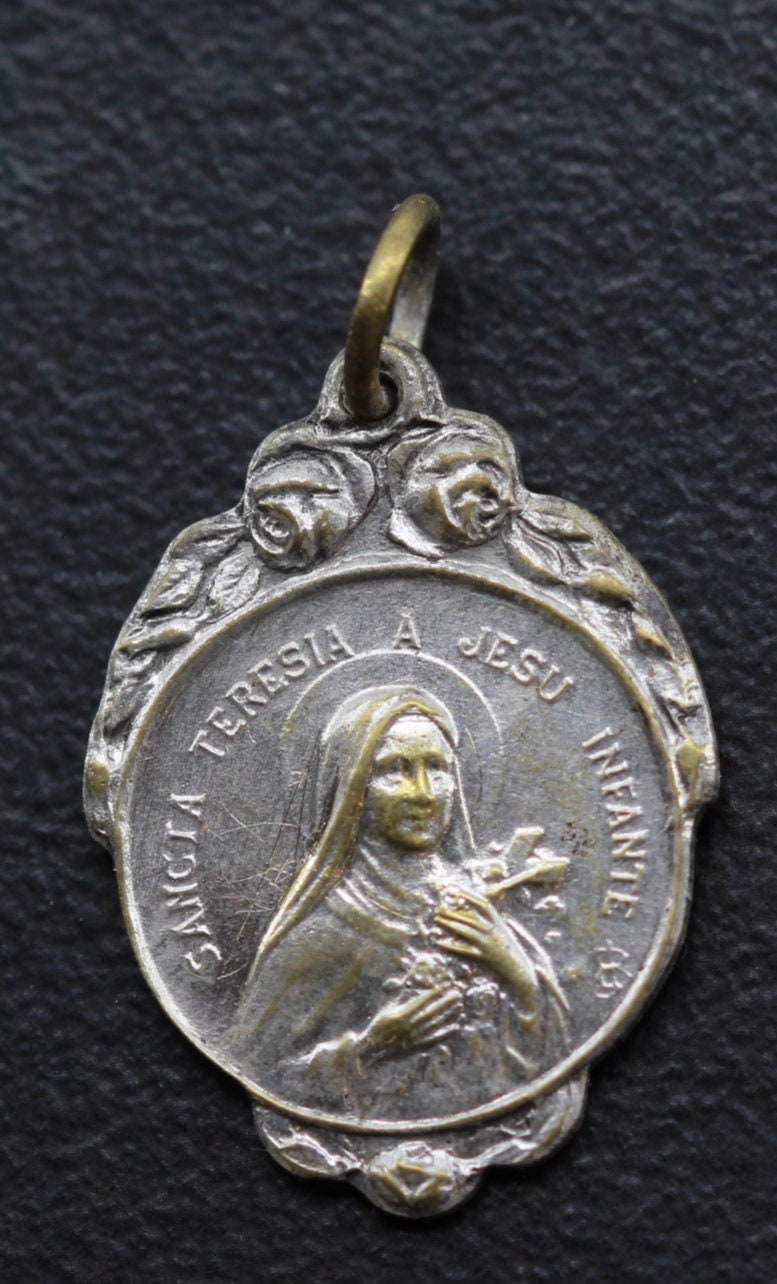Rare Médaille Sainte Thérèse Art Deco