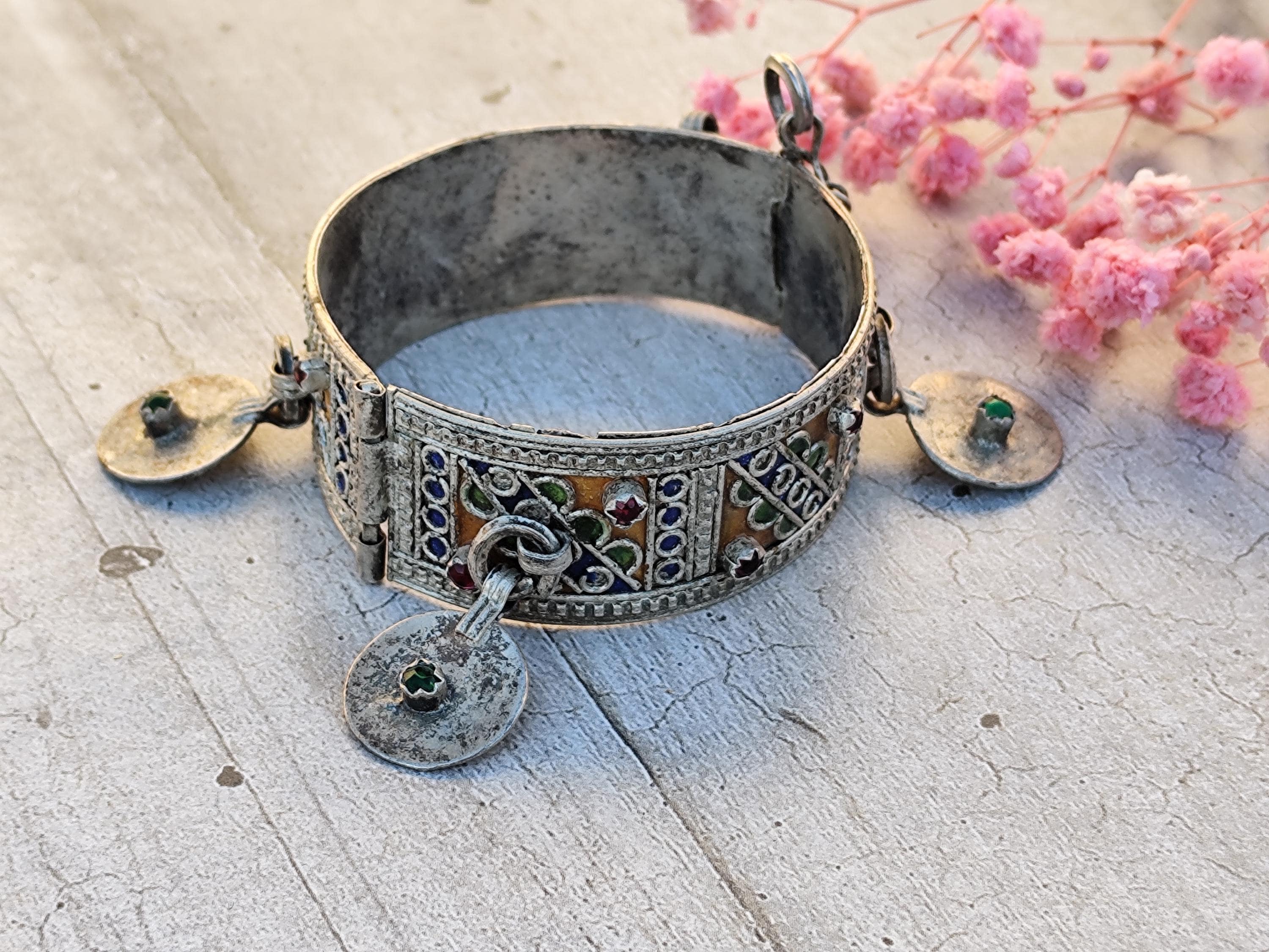 Tuareg Bangle - Etsy Tuareg Bangle - Etsy