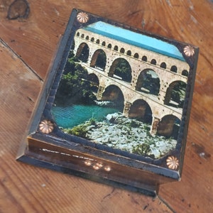 raro distributore di sigarette pont du gard