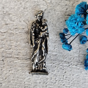 Little saint Joseph statue