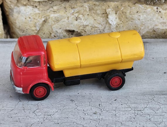 Dinky Toys – Camion Militaire Berliet Des Années 50 Miniature