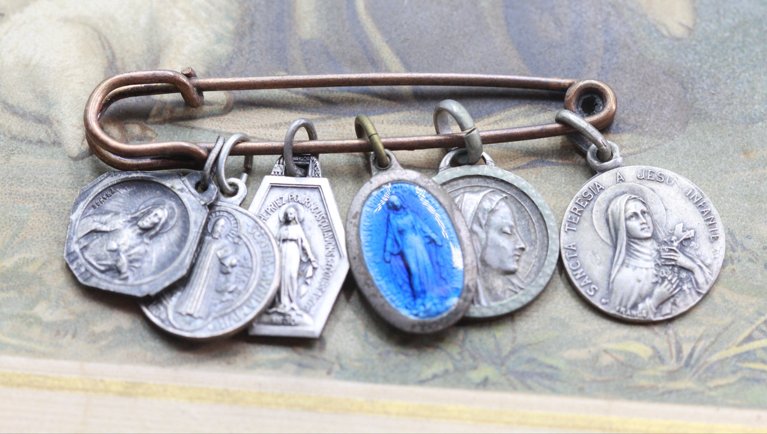 Lot de 6 Antiques Médailles Religieuses