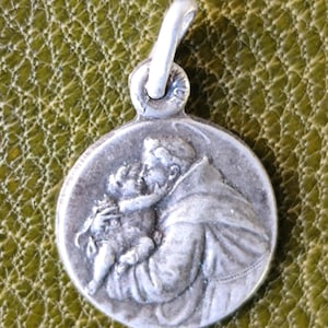 Ancienne médaille religieuse  de saint Antoine de padoue