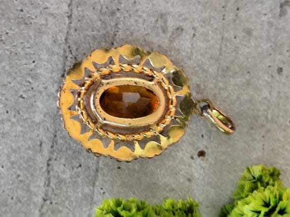 Ancien pendentif en plaqué or pierre jaune - image 5