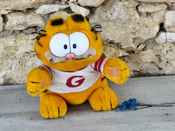 Vintage Garfield Football Cat Plush Toy, 1978 - Etsy UK