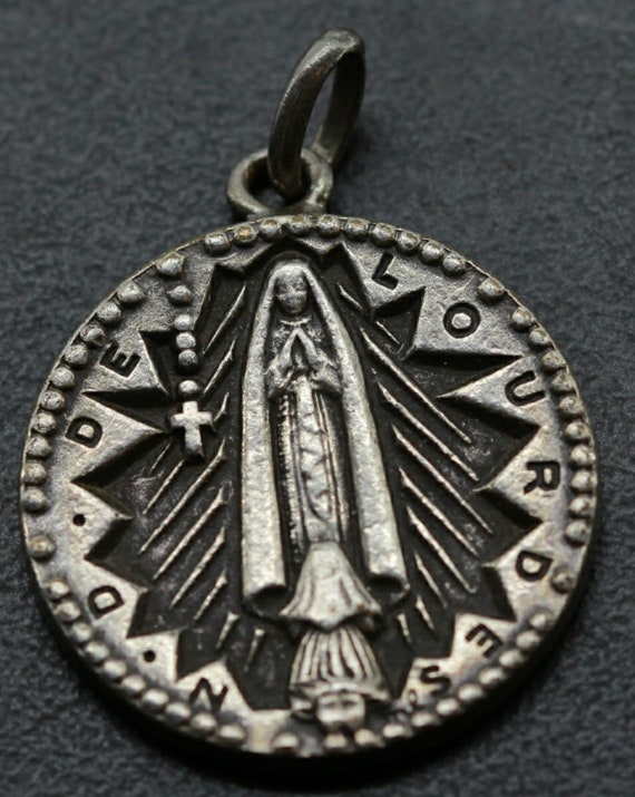 Miraculous Virgin Mary Medal - Etsy