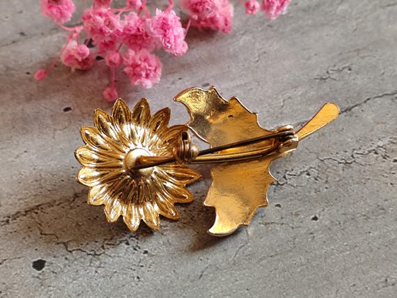 Broche Vintage Art Déco Années 50 - Fleurs Avec Perles Rouges En Verre, Métal Doré