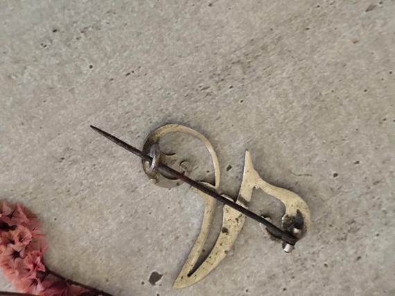 Ancienne broche initiale A - image 5