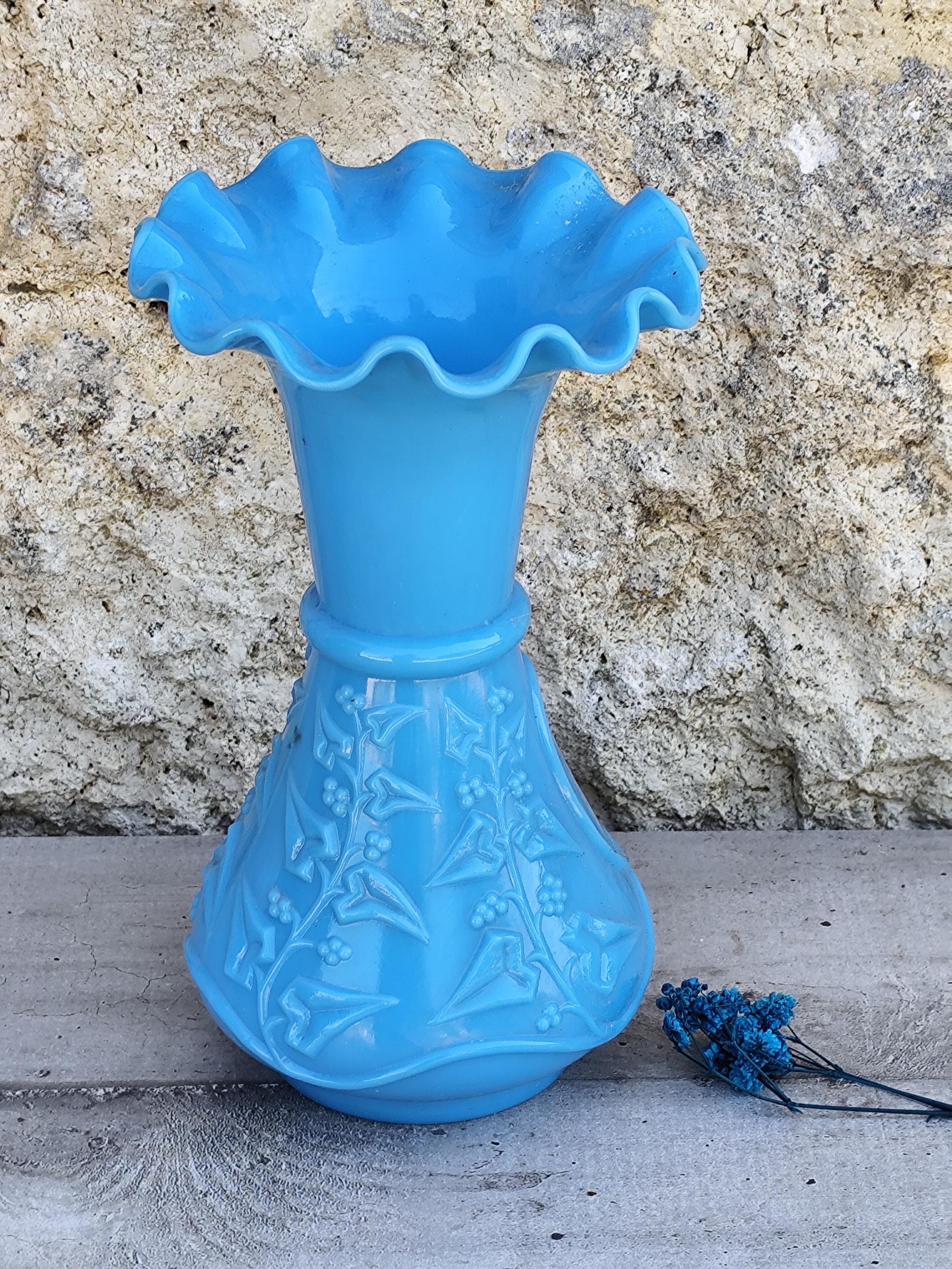Vase Opaline Bleue - Vintage Made In France - 1970