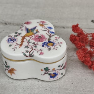 Porcelain chinese hammersley  box