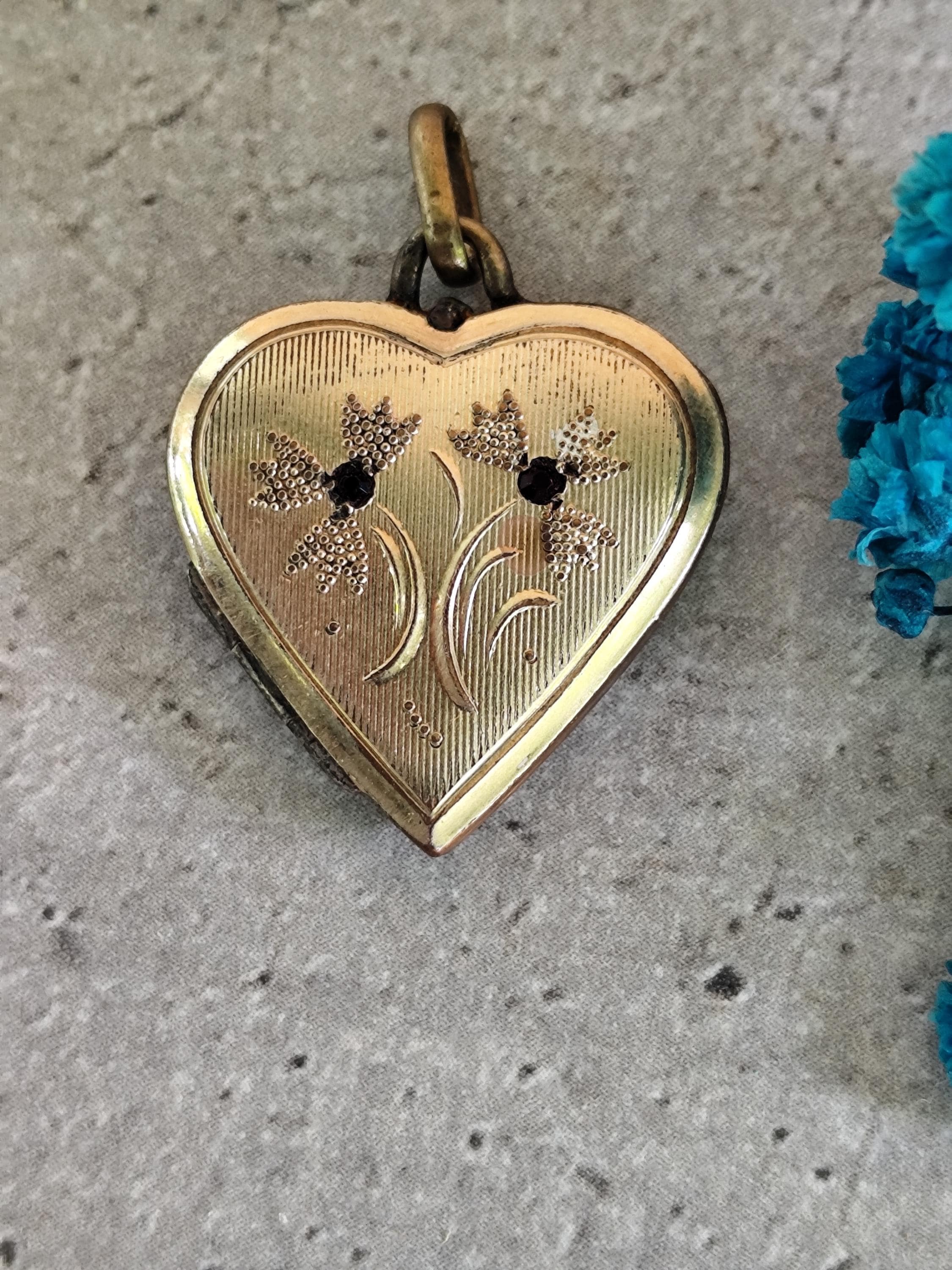 Ancien pendentif porte photo France