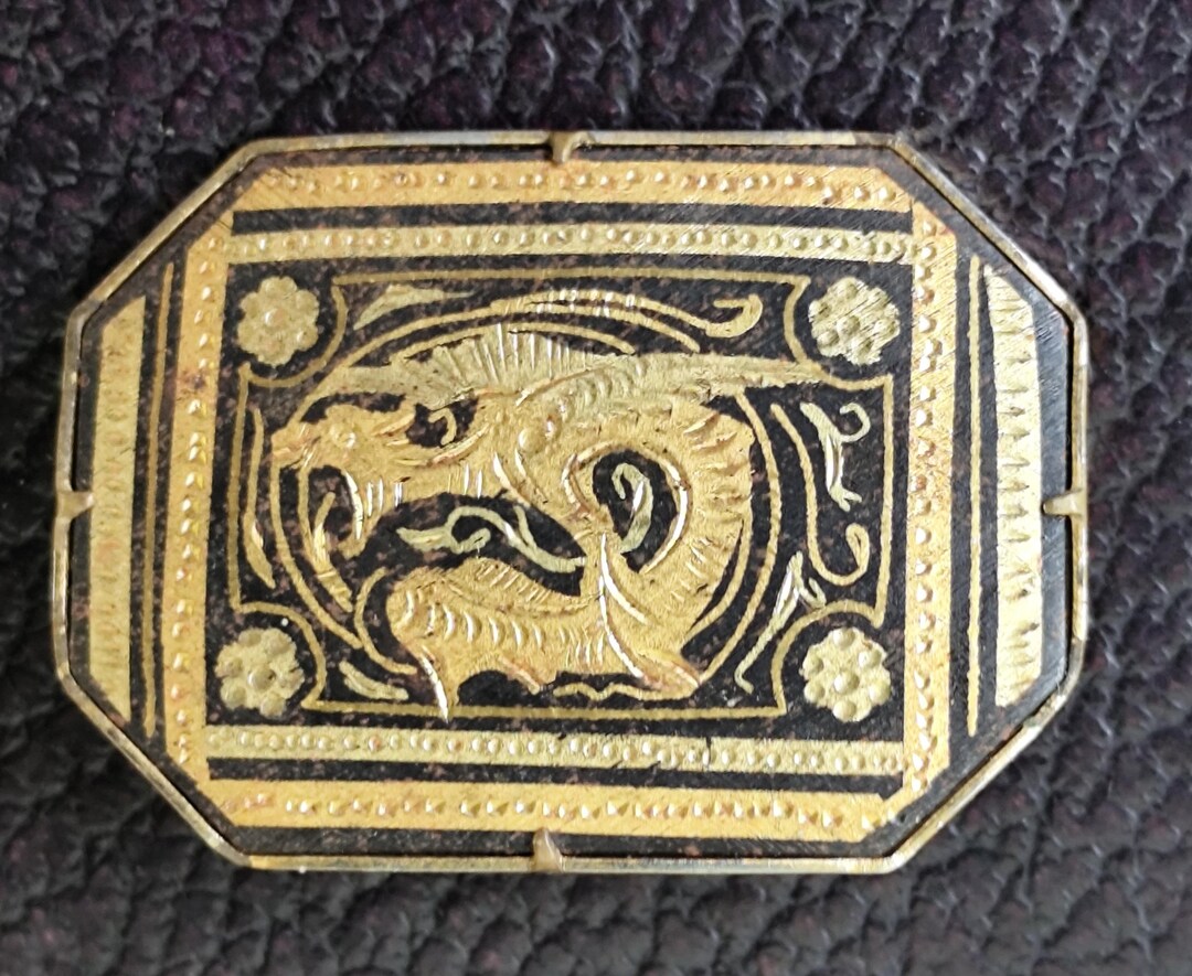 Brocante : Ancienne Broche En Or De Tolède Représentant Une Calèche - Occasion