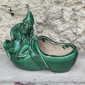 Green ceramic hoof
