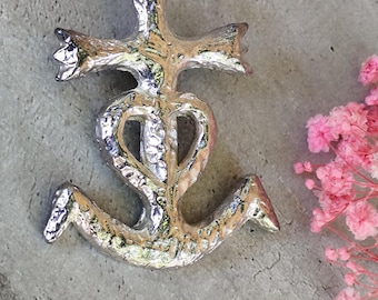 vintage anchor heart brooch