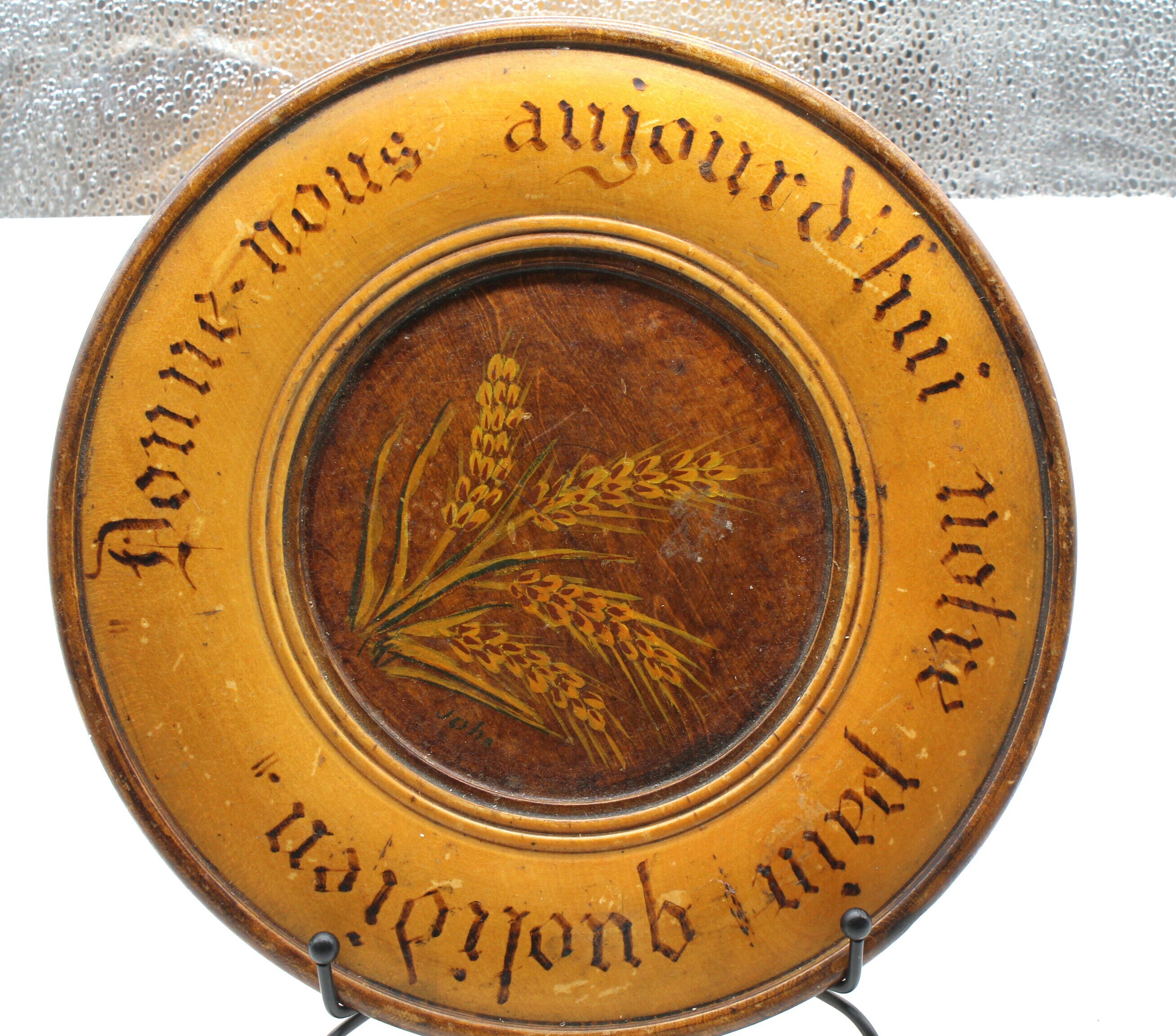 Rare Assiette en Bois Gravée Religieuse