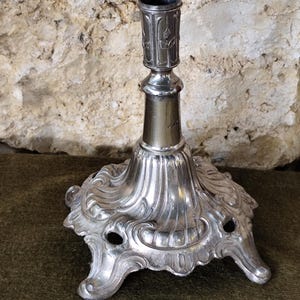 Vintage base lamp