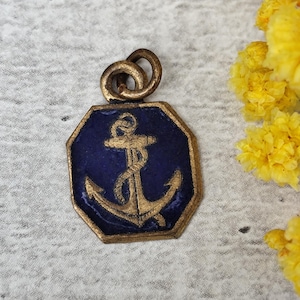 Broche émaillée Blason Marseille - Médaille Ancienne Laiton - France