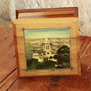 vecchio distributore di sigarette souvenir dall'Algeria