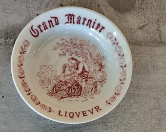 Antique Grand Marnier liqueur coin tray, ceramic ashtray