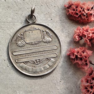 Rare holy  communion medal