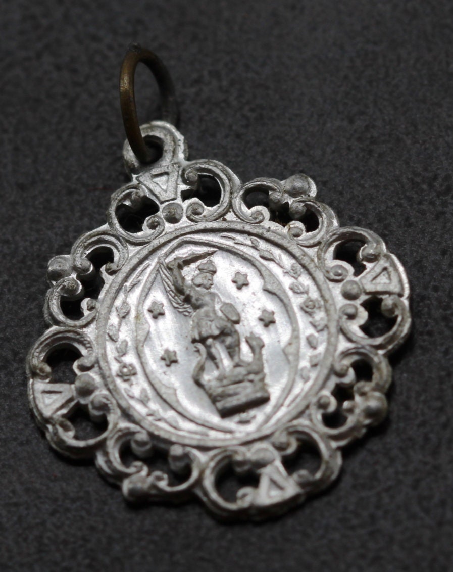 Rare Médaille Saint Michel