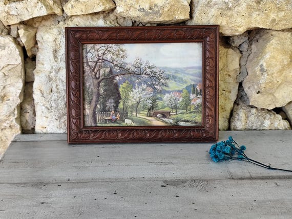 田園風景を描いたリトグラフを彫刻した木枠 - Etsy 日本