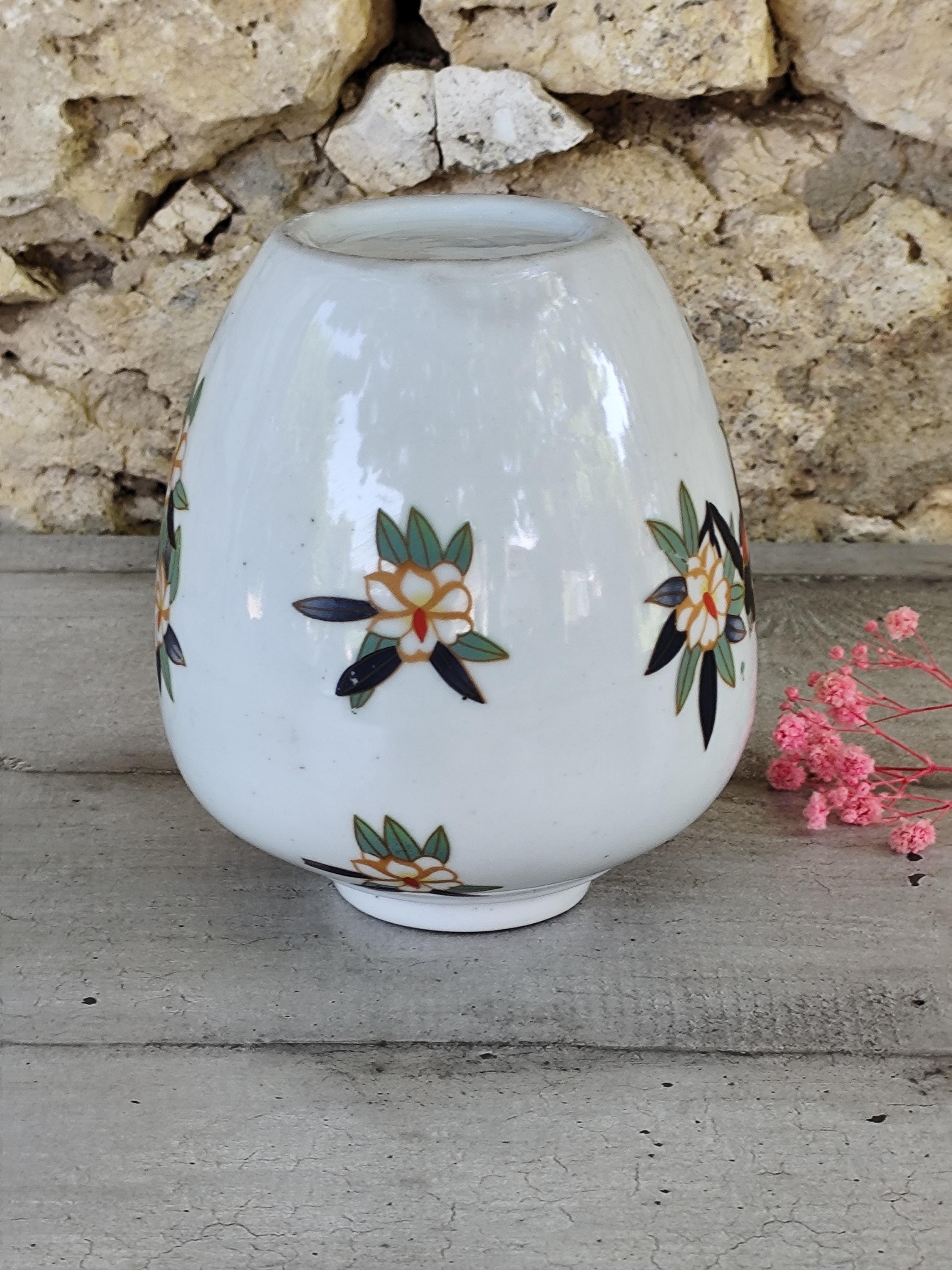 花と鳥が描かれたヴィンテージの陶器の花瓶 - Etsy 日本