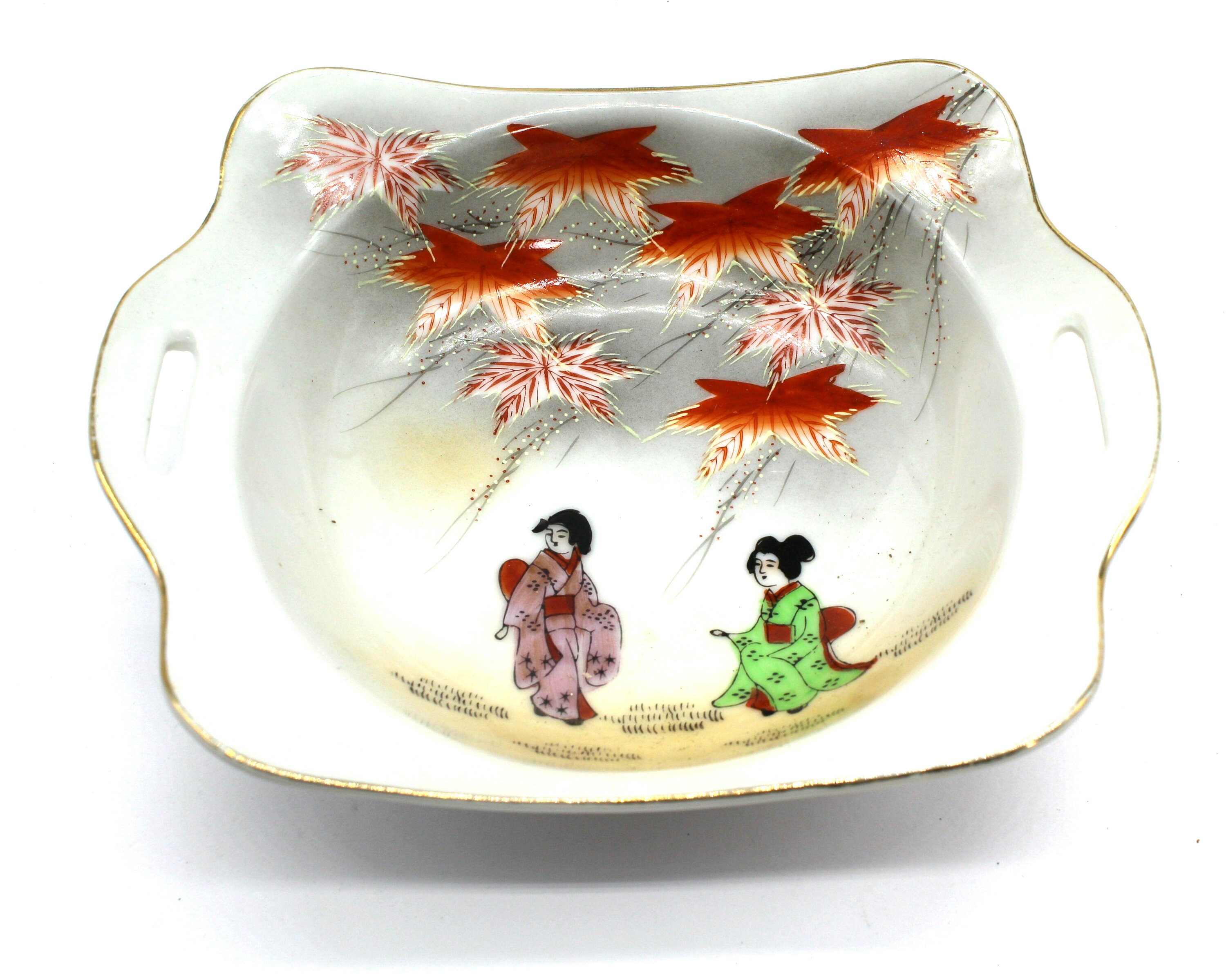 Ancienne Coupelle Gheisha