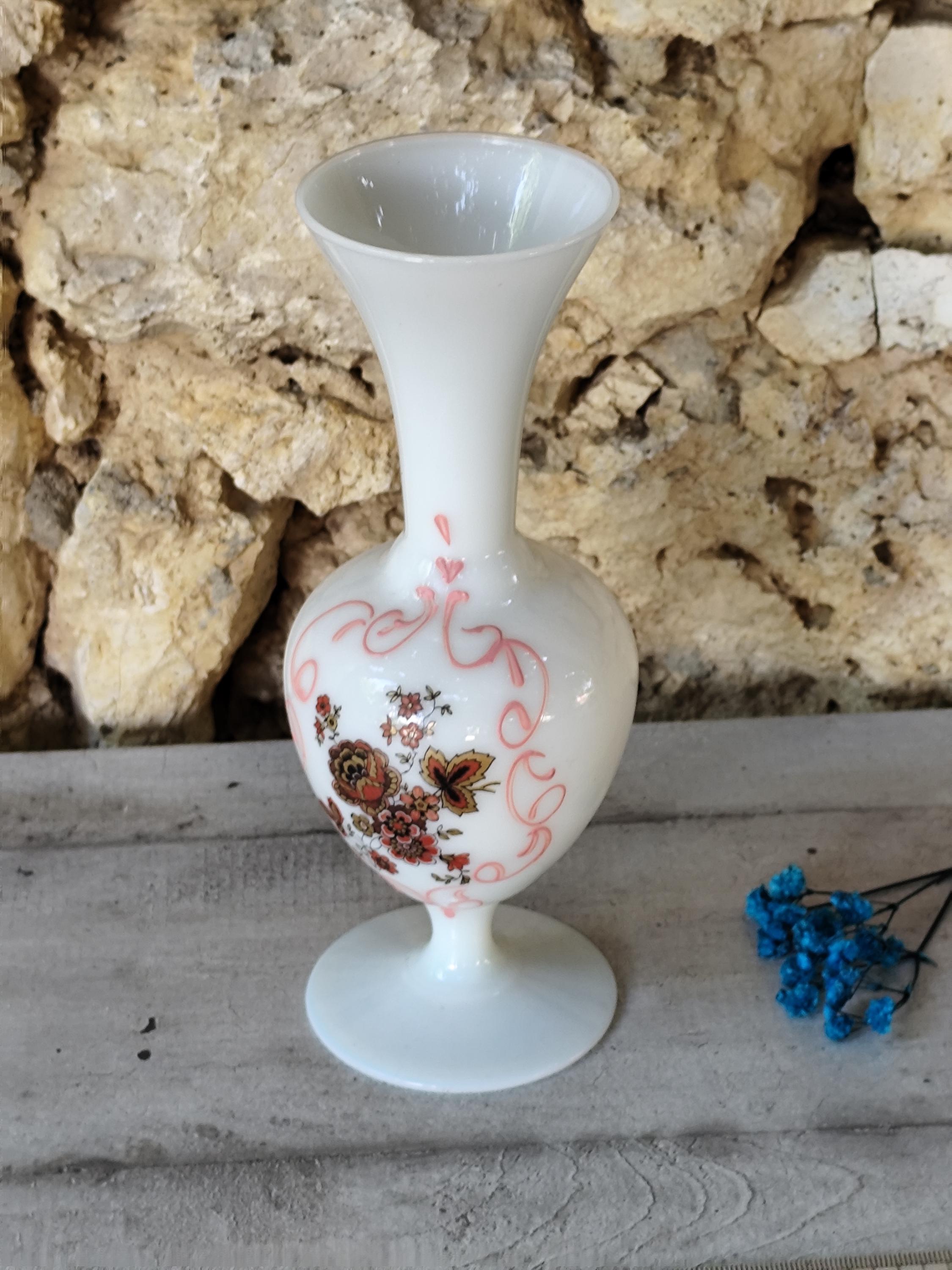 アンティークのオパーリン花瓶 - Etsy 日本