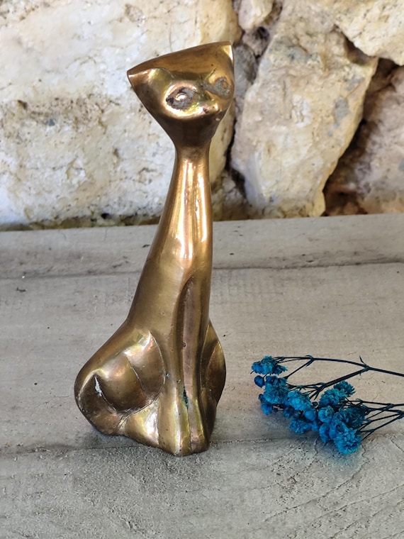Statuetta di gatto in ottone vintage: statua di animale alta, ornamento da collezione - Italia