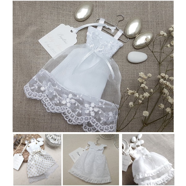 Pochon dragées personnalisé, mariage, baptême, communion, lot de 10 petites robes baptême , modèle Princesse