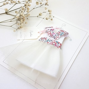 Faire part naissance, baptême , personnalisable, original, La petite Robe avec jupon froncé