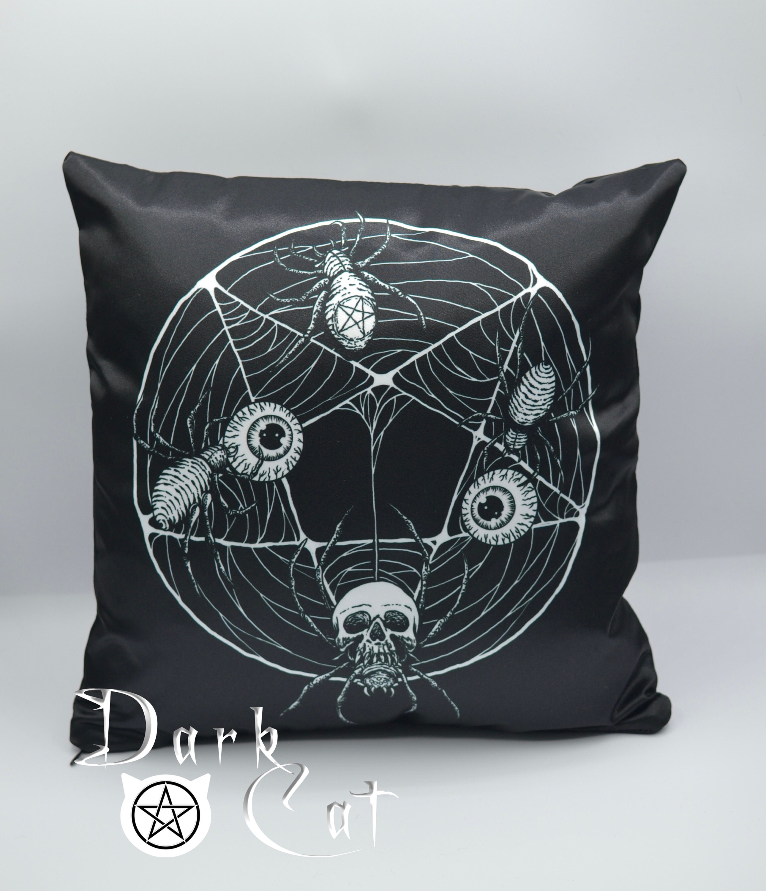 Coussin Araignées Démoniaque