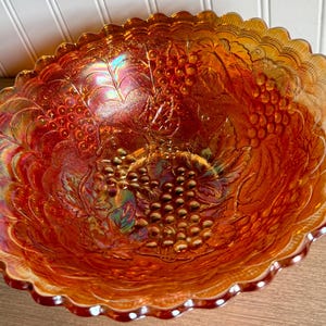 Vintage Imperial Glass Marigold Carnival Glass Grape Pattern Bowl Scalloped Edge