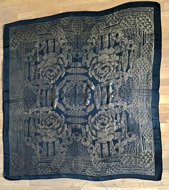 1920s Art Deco lamé shawl