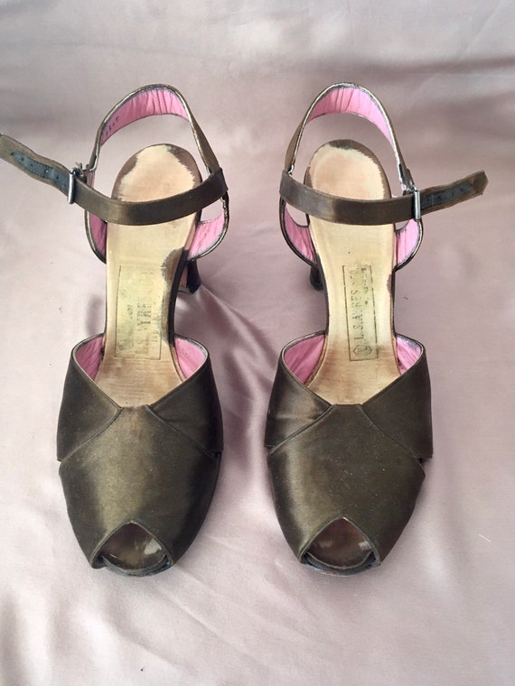 1930s peep toe satin shoes sandals