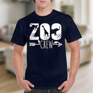 Camiseta da equipe do zoológico, camiseta amante de animais, camiseta girafa elefante macaco, camiseta para viagem em família ao zoológico, camiseta tratador de zoológico, camiseta animal selvagem