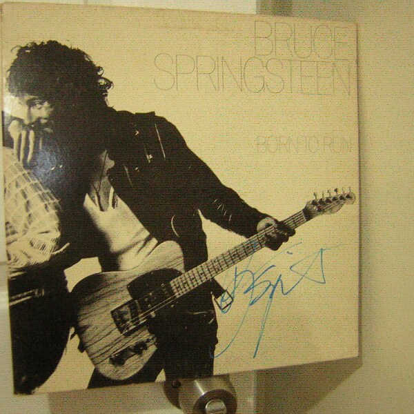 Bruce Springsteen signed lp Born to Run 1975