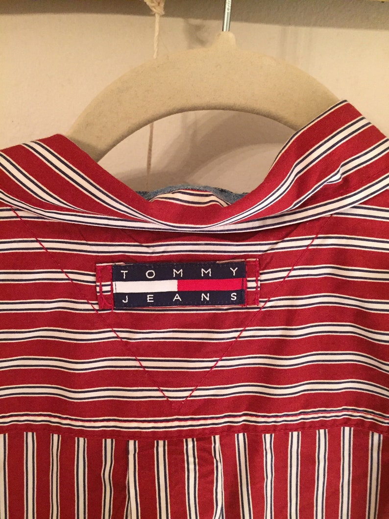 Vintage Tommy Hilfiger Button-Up Shirt