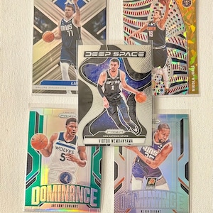 Cartes de basket-ball - Objets rares des superstars de la NBA - Choisissez vos joueurs préférés - Étuis à chargement vertical inclus - Livraison gratuite à partir de 10 dollars d'achat