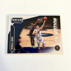 Basketball Card - Nikola Jokic #8 - White - Denver Nuggets 2018 Panini Threads Card - Ungraded -