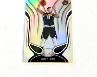 Basketball Card - Nikola Jokic #100 - Silver Holo Denver Nuggets - 2019 Certified - Ungraded