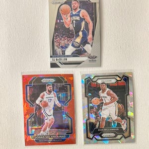 Carte da basket - New Orleans Pelicans - scegli i tuoi giocatori preferiti - custodie con caricamento dall'alto incluse - Spedizione gratuita per ordini superiori a 10 dollari