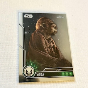 Carte Star Wars - Yoda - Maître Jedi - #51 - 2023 Topps Chrome - livraison gratuite à partir de 10 dollars d'achat
