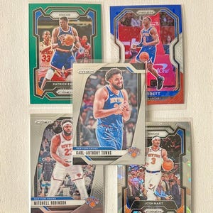 Cartes de basket-ball - New York Knicks - choisissez vos joueurs préférés - étuis à chargement vertical inclus - livraison gratuite à partir de 10 dollars d'achat